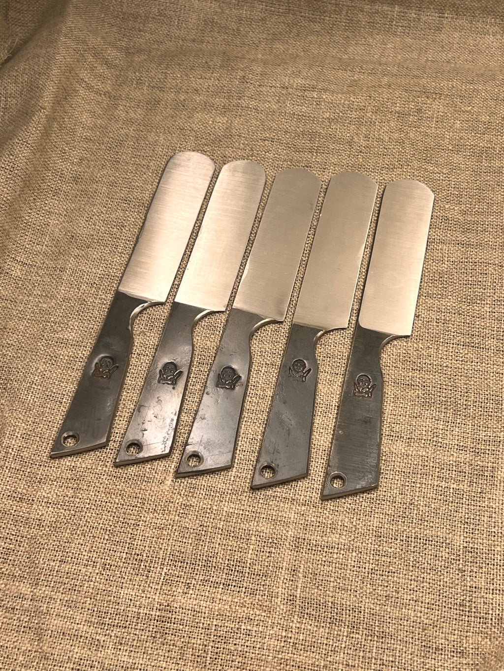 Butter knife